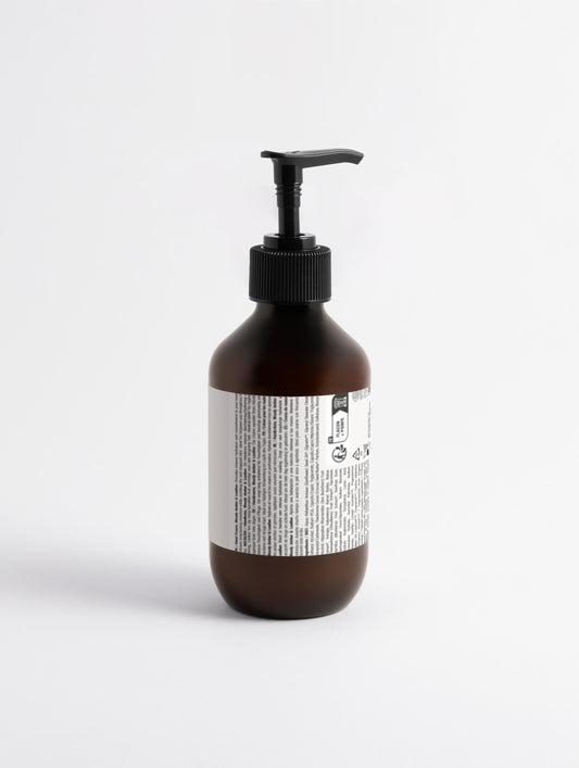 Natural. Silk Skin Hand Cream, Woody Amber & Leather