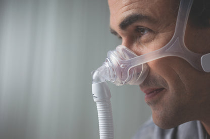 Philips CPAP Wisp SE - ohne Ausatemventil, mit Silikonrahmen & Kopfband - Nasenmaske, Atemmaske